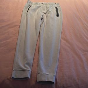 Gray Old Navy Fleece sweatpants